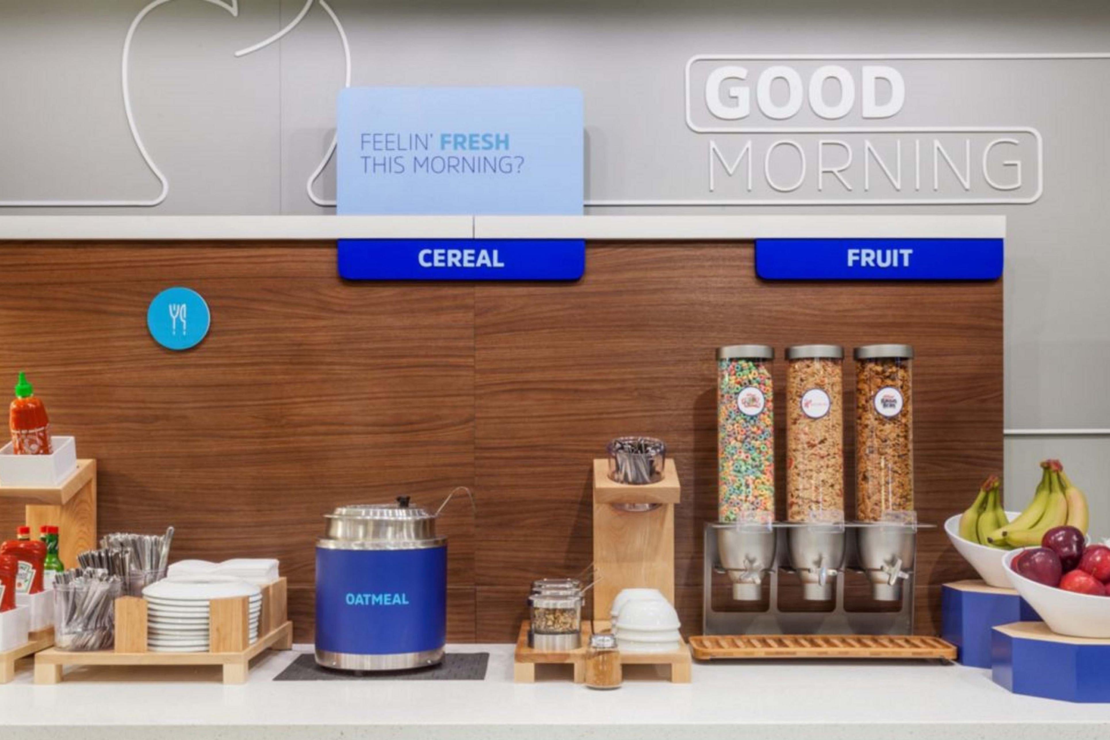 Holiday Inn Express Roseville-St. Paul By Ihg Ngoại thất bức ảnh